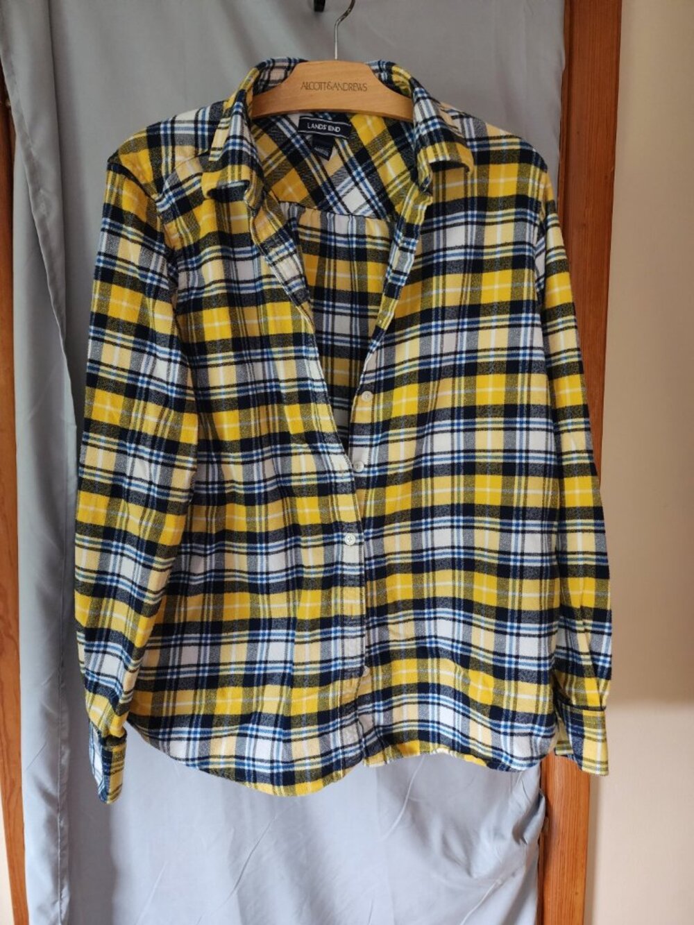 Lands' End Women's Plaid Flannel Button Down Shirt Size 14